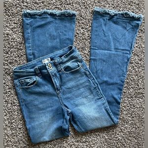 Sneak peek flare, spandex, jeans